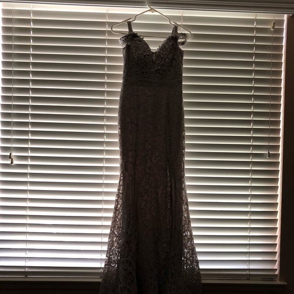 Gray lace long dress - Picture 3 of 6